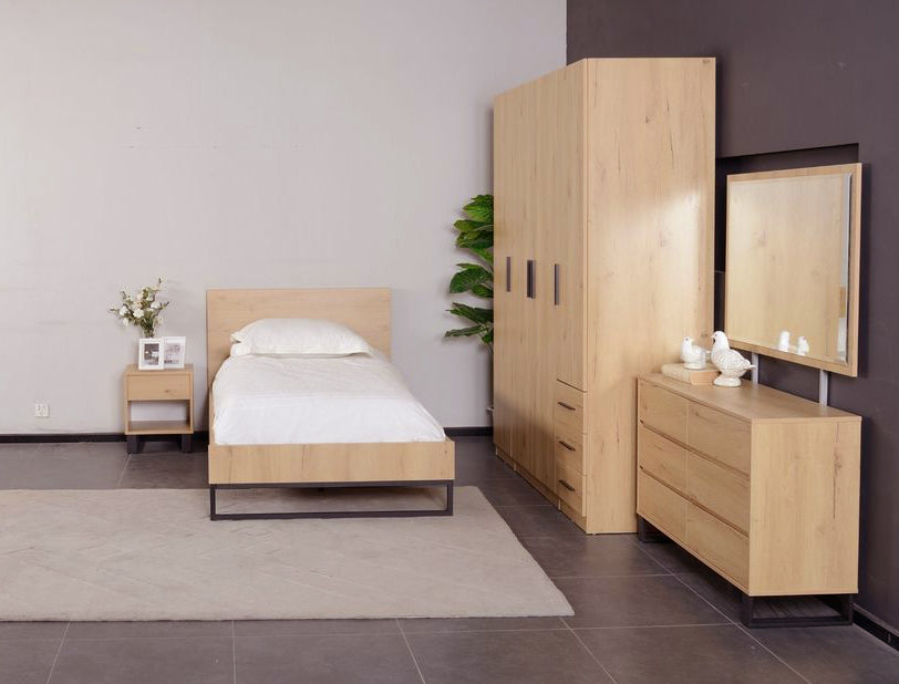 Curvan 1 Drawer Bedside Table Oak