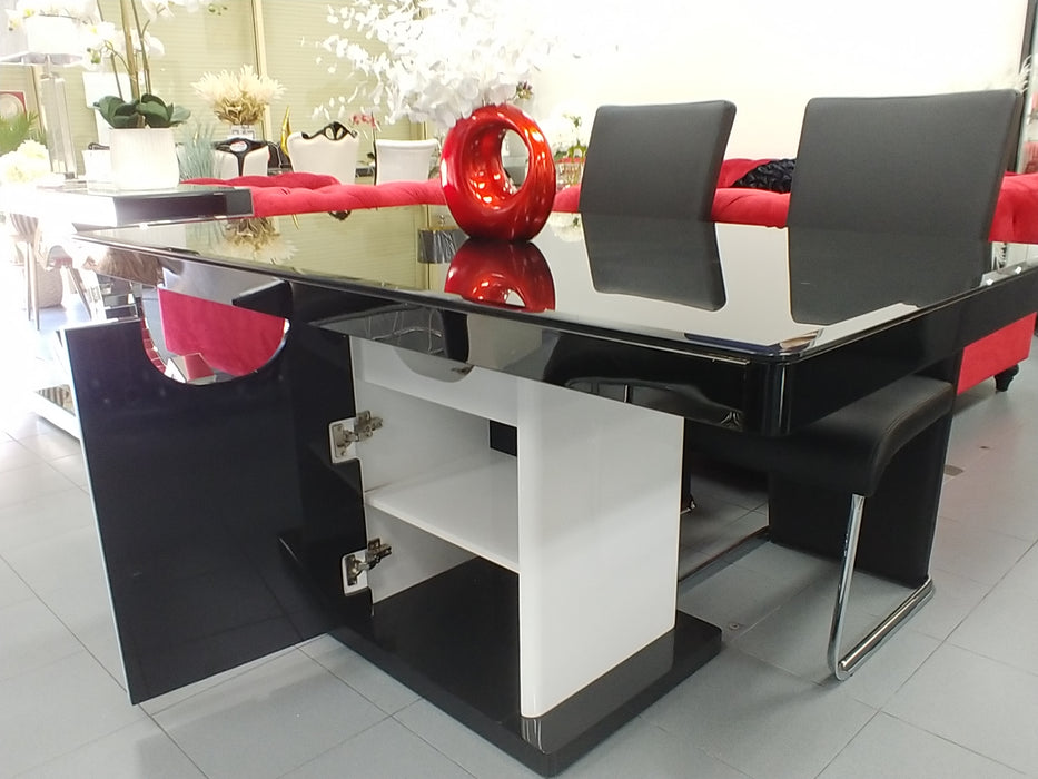 Shirley 1.5m Dining Table