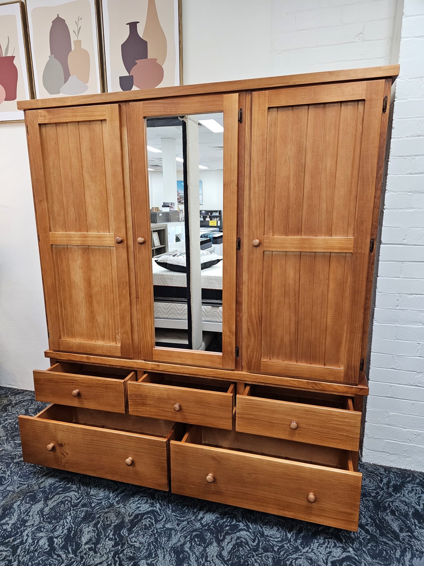 180cm Wide 5 Drawers New Zealand Timber Robe