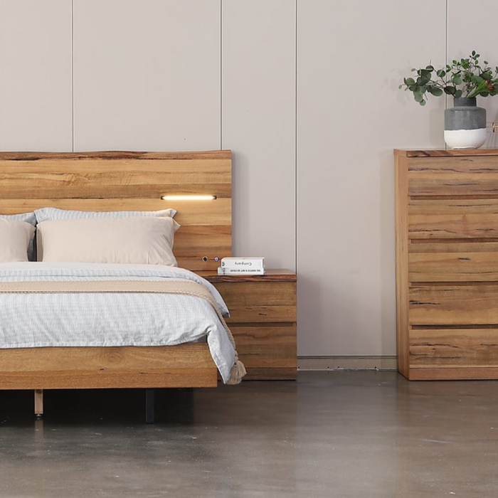 Eagle Bay Timber Bed