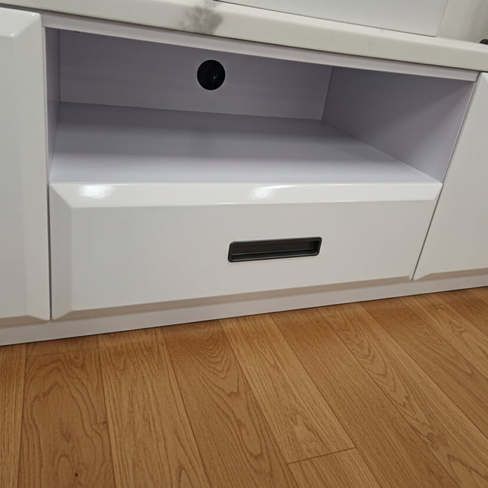 Paris Entertainment Unit - White or Black, 200cm