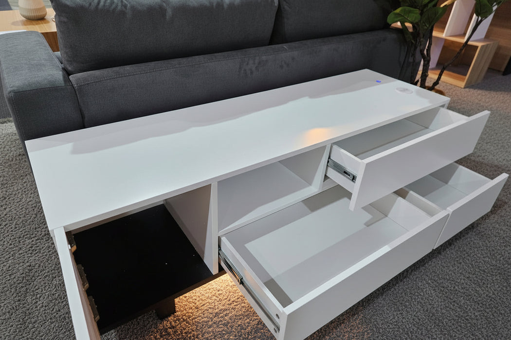 Hamptons Entertainment Unit 150cm