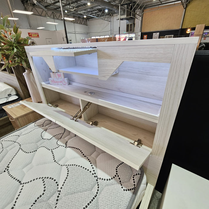 Chicago King Single Bed, Cream White Wash