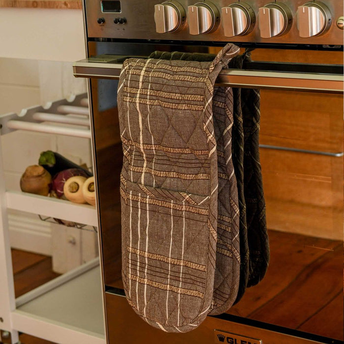 Textured Check Double Oven Glove