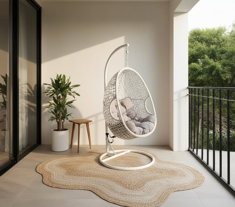 Kadu Swing Pod Hanging Chair White