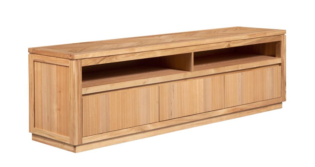 Highland 1.85m Medium 3 Drawer Entertainment Unit - Tasmanian Oak
