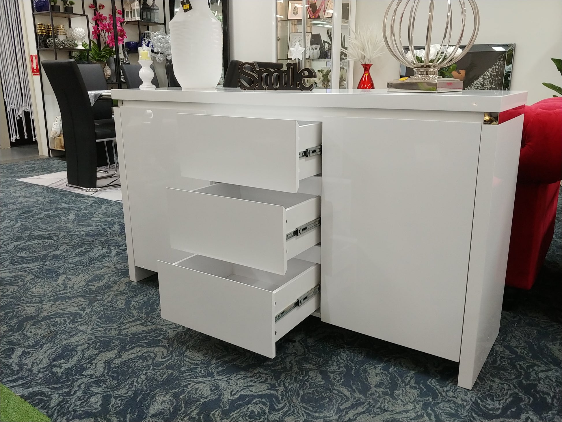 Easton Sideboard, Gloss White, 1500mm Lj Bedding and Furnitures